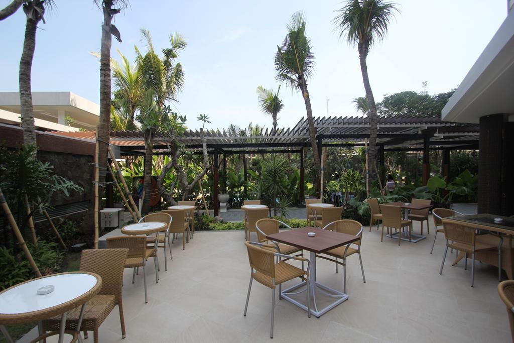 Ijen Suites Resort & Convention Malang Exterior photo