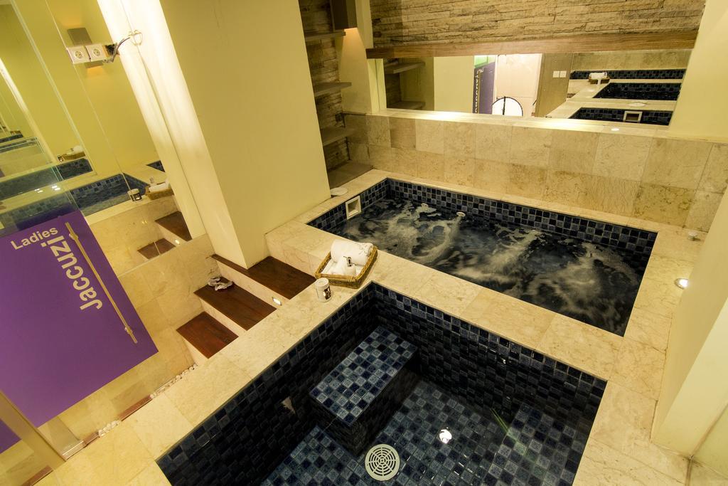 Ijen Suites Resort & Convention Malang Exterior photo